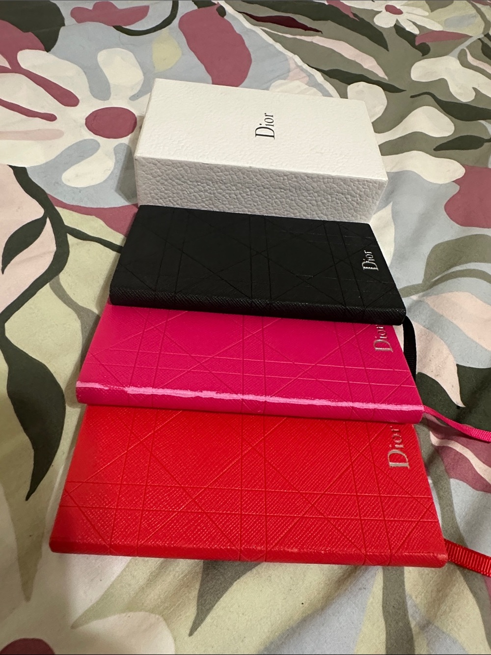 Dior Mini Note Pad - Picture 5 of 10